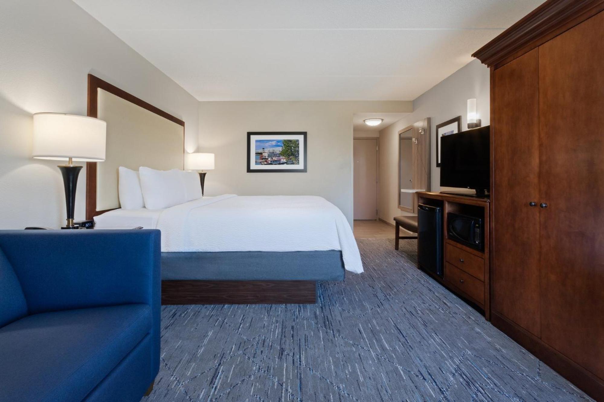 Holiday Inn Express & Suites Cincinnati Riverfront By Ihg Covington Eksteriør bilde
