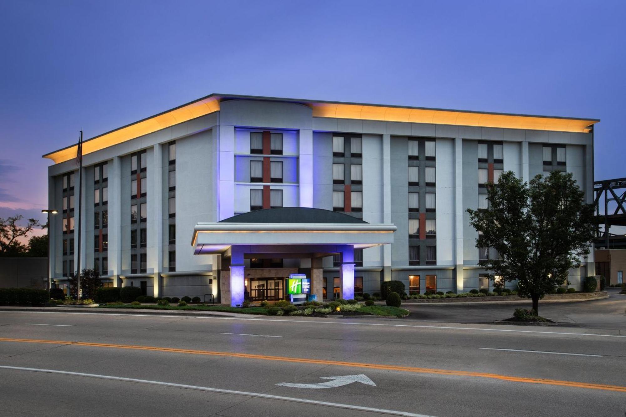 Holiday Inn Express & Suites Cincinnati Riverfront By Ihg Covington Eksteriør bilde