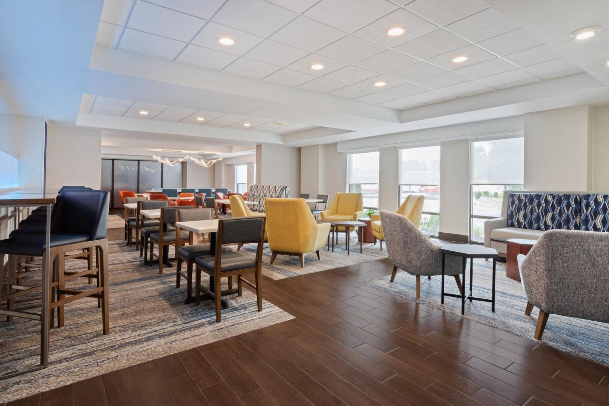 Holiday Inn Express & Suites Cincinnati Riverfront By Ihg Covington Eksteriør bilde
