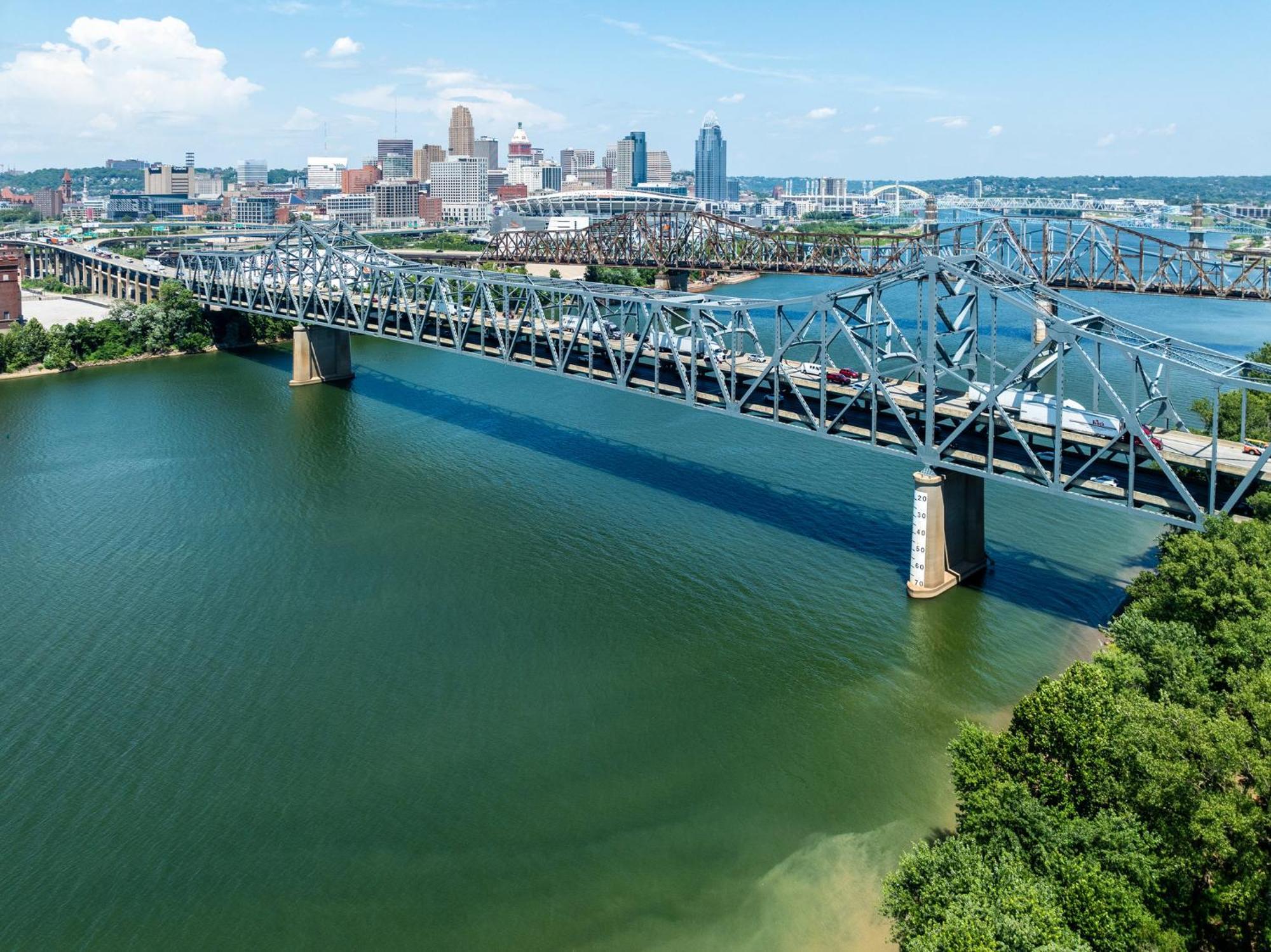 Holiday Inn Express & Suites Cincinnati Riverfront By Ihg Covington Eksteriør bilde