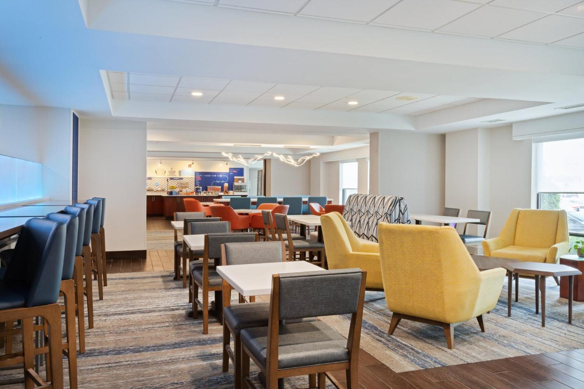 Holiday Inn Express & Suites Cincinnati Riverfront By Ihg Covington Eksteriør bilde
