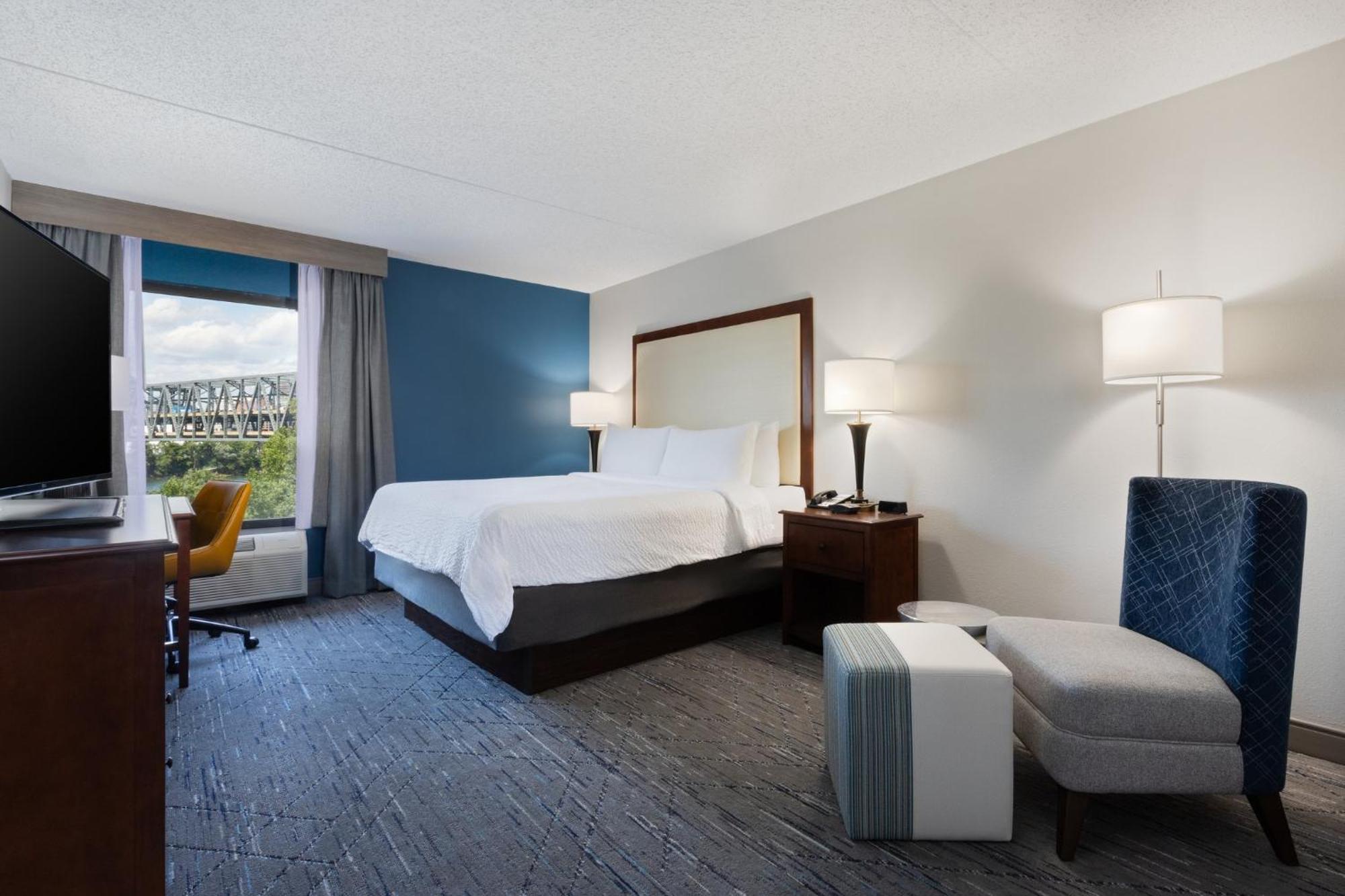 Holiday Inn Express & Suites Cincinnati Riverfront By Ihg Covington Eksteriør bilde