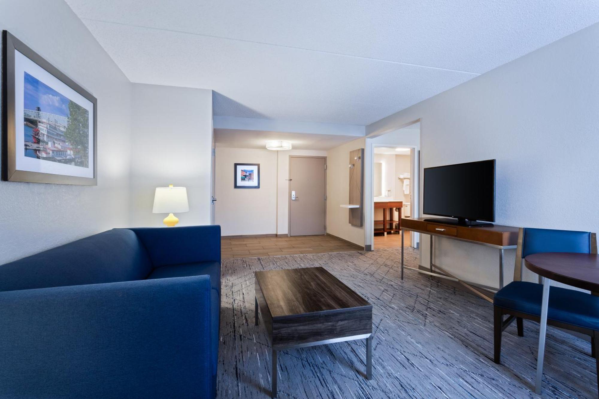 Holiday Inn Express & Suites Cincinnati Riverfront By Ihg Covington Eksteriør bilde