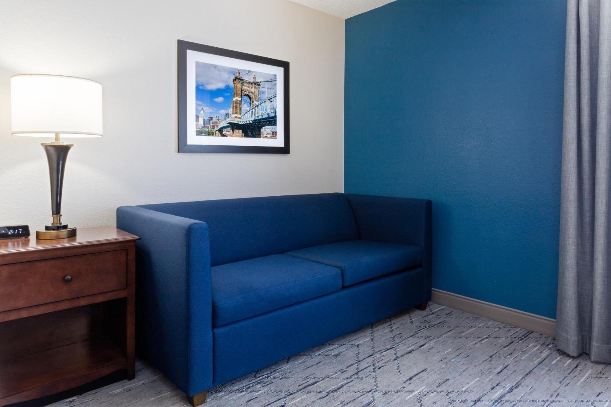 Holiday Inn Express & Suites Cincinnati Riverfront By Ihg Covington Eksteriør bilde