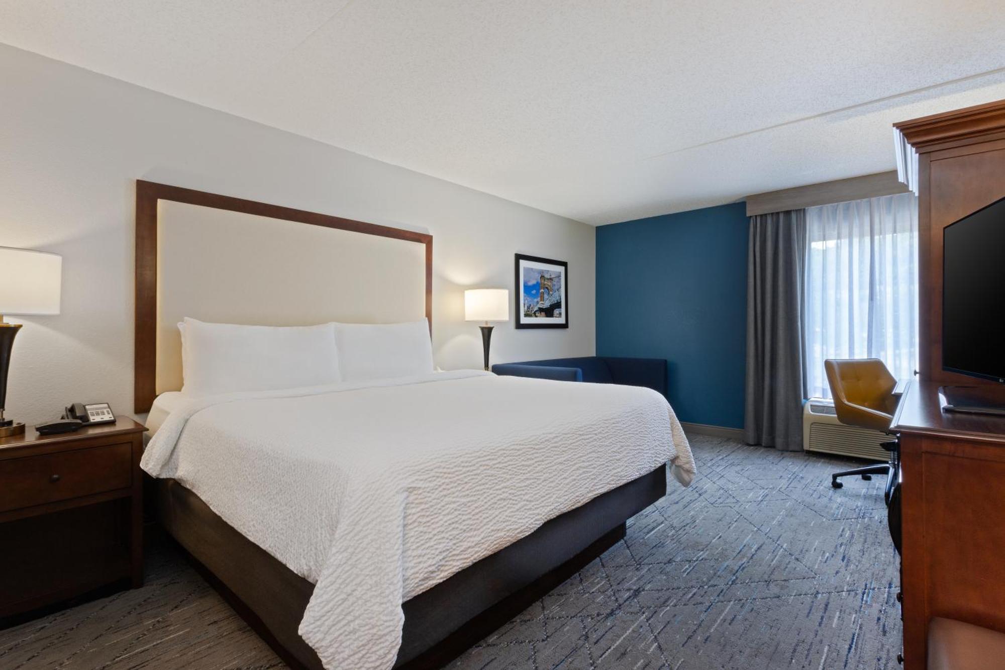 Holiday Inn Express & Suites Cincinnati Riverfront By Ihg Covington Eksteriør bilde