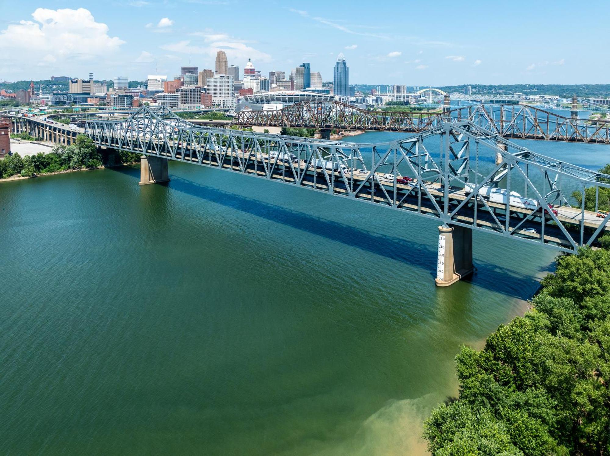 Holiday Inn Express & Suites Cincinnati Riverfront By Ihg Covington Eksteriør bilde