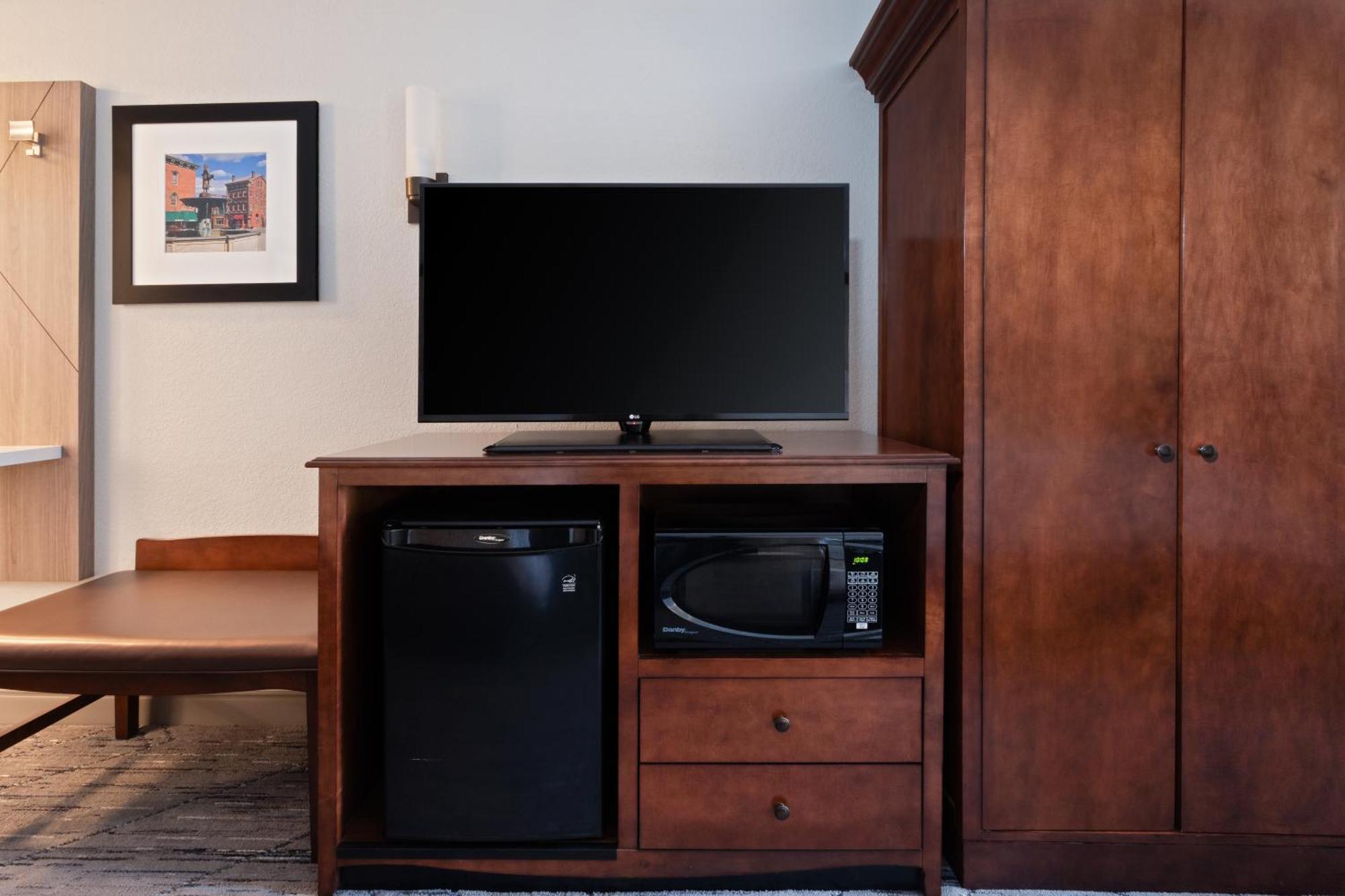 Holiday Inn Express & Suites Cincinnati Riverfront By Ihg Covington Eksteriør bilde