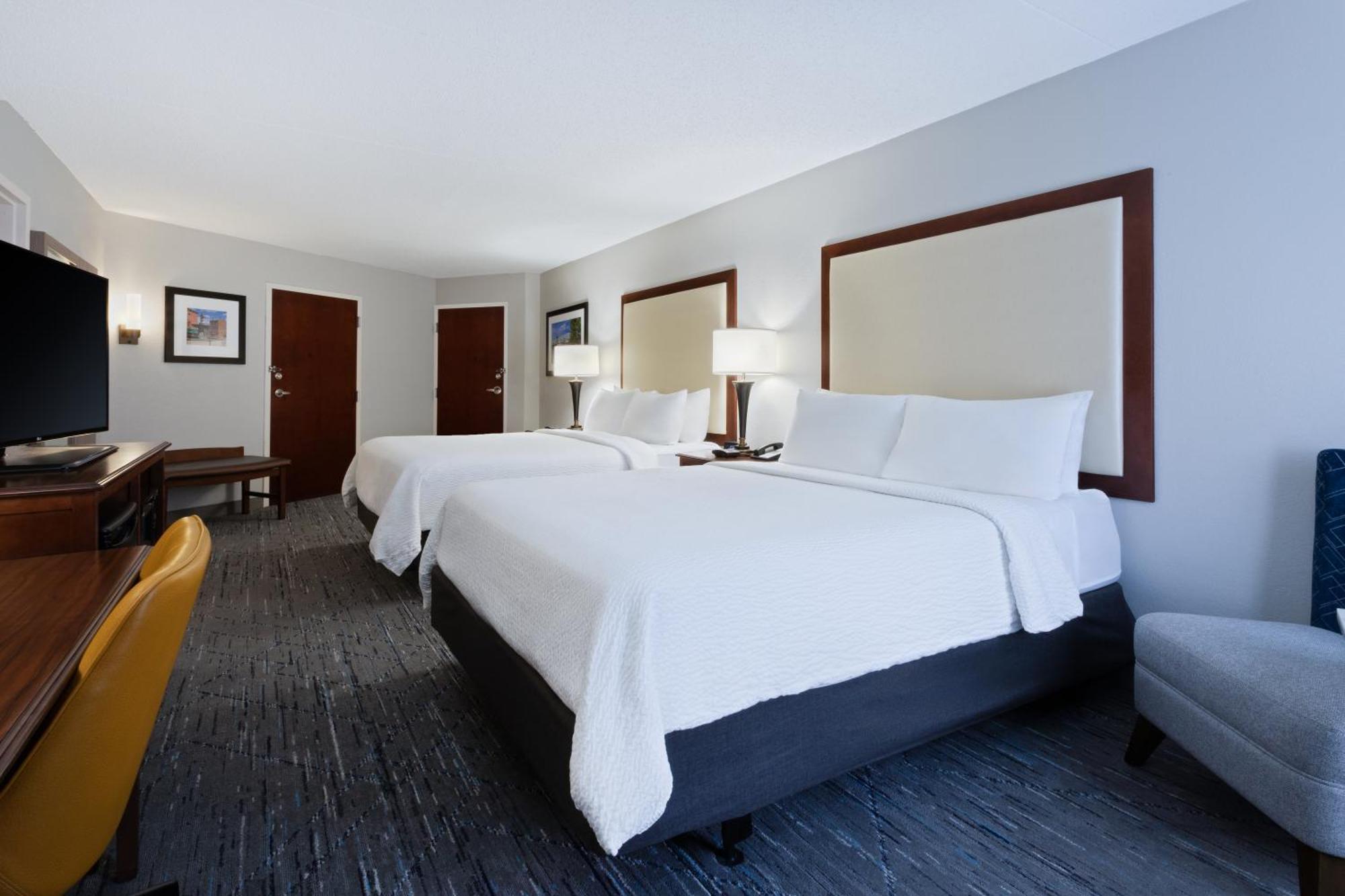 Holiday Inn Express & Suites Cincinnati Riverfront By Ihg Covington Eksteriør bilde